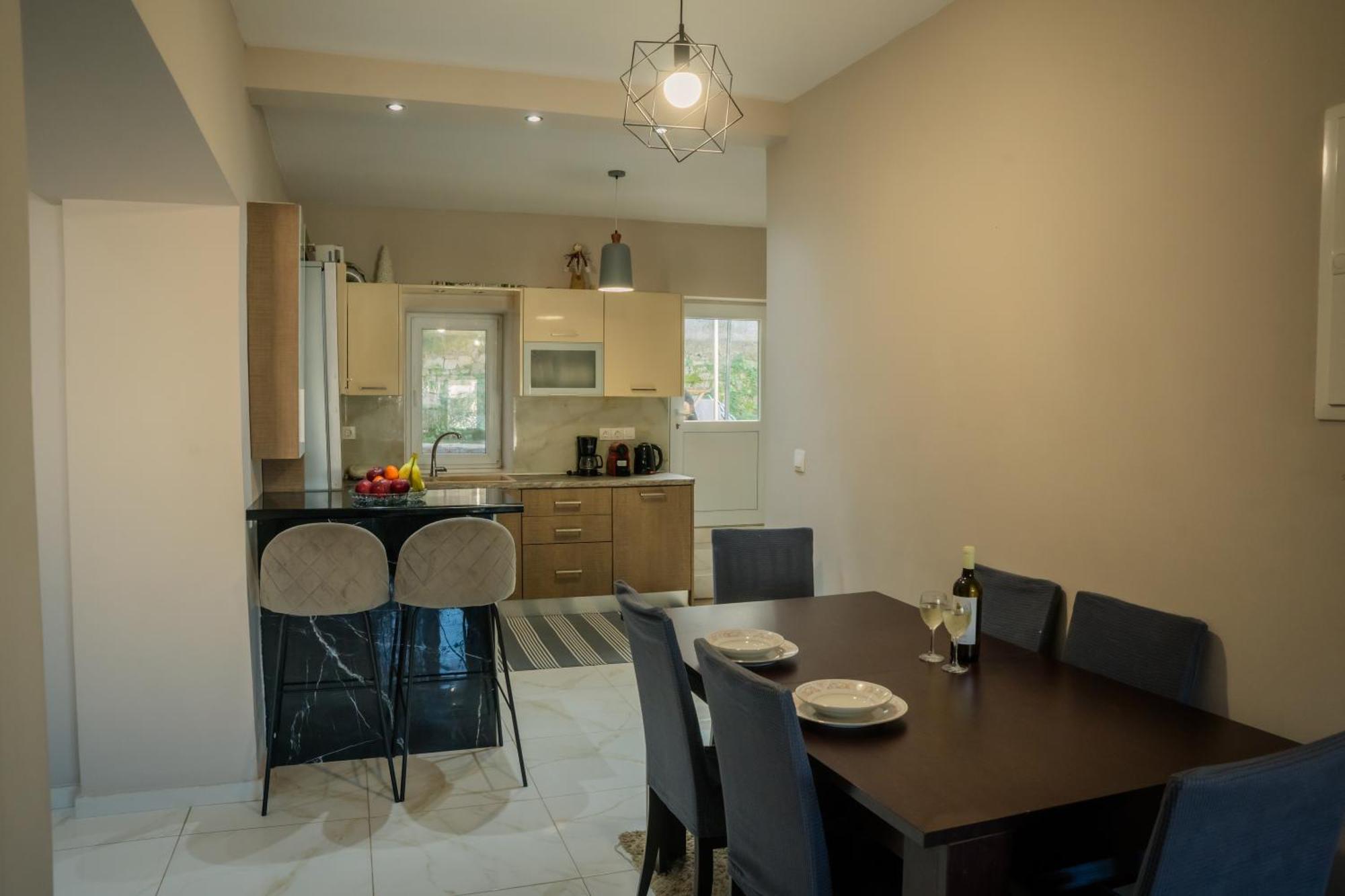 Oliana'S Luxury House Apartment Mantouki ภายนอก รูปภาพ
